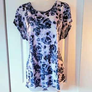 White/Purple/Blue Floral Scoop Neck Tee
